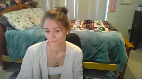 Snapshot of katynowhere chatting on 02/12/25, 07:56 Katy online show from 02/12/25, 07:56