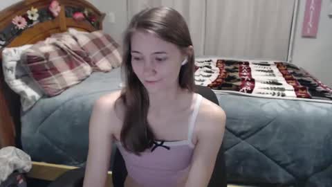 Snapshot of katynowhere chatting on 02/16/25, 02:20 Katy online show from 02/16/25, 02:20