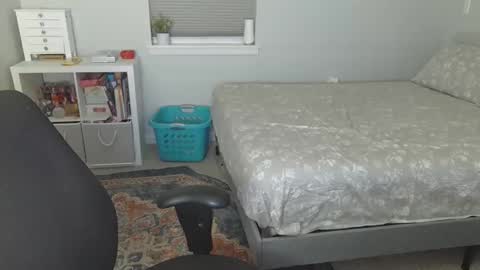 Snapshot of katynowhere chatting on 04/09/26, 03:17 Katy online show from 04/09/26, 03:17