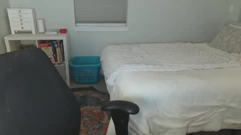 Snapshot of katynowhere chatting on 04/11/26, 03:11 Katy online show from 04/11/26, 03:11