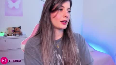 Snapshot of katys_world chatting on 02/13/26, 10:39 Katy online show from 02/13/26, 10:39