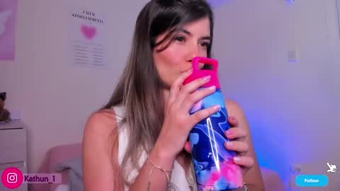 Snapshot of katys_world chatting on 02/17/26, 11:22 Katy online show from 02/17/26, 11:22