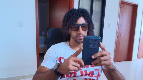 Kauri Lop online show from 01/01/25, 05:00