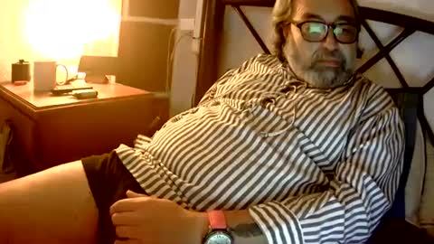 Snapshot of kausername chatting on 01/02/25, 10:11 Marko online show from 01/02/25, 10:11