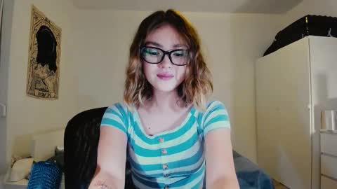 kawa_ka online show from 10/25/25, 12:07