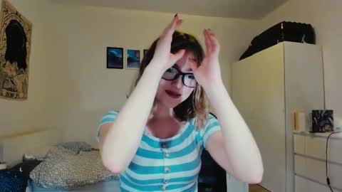 kawa_ka online show from 10/25/25, 10:37