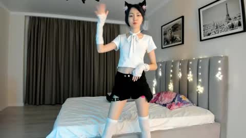 mai online show from 02/11/26, 02:00