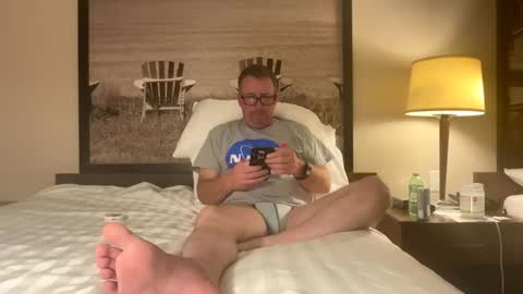 Snapshot of kawarthalakes chatting on 11/21/25, 01:04 kawarthalakes online show from 11/21/25, 01:04