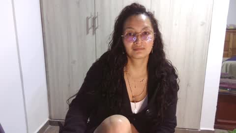  Khawit  online show from 01/23/25, 11:15