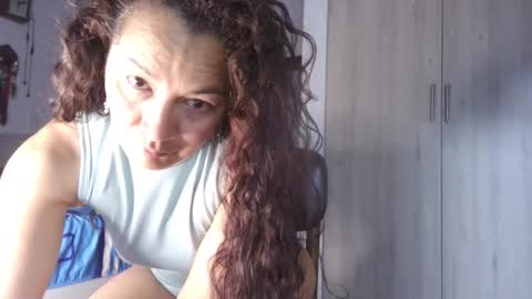  Khawit  online show from 09/30/25, 08:08