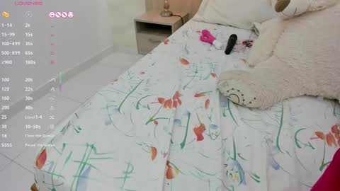   online show from 03/12/25, 02:34