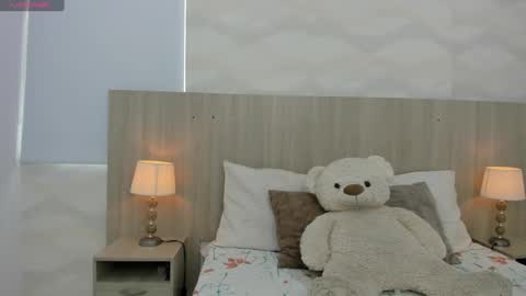   online show from 10/10/25, 11:20