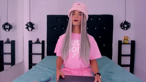 Cattleya stone online show from 01/15/25, 05:40