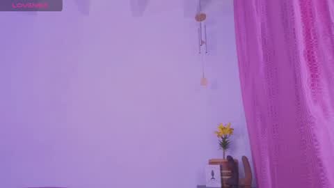 Snapshot of kayalstone chatting on 04/08/26, 04:56 Cattleya stone online show from 04/08/26, 04:56