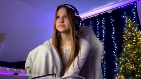 Amia online show from 01/08/26, 08:27