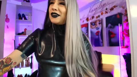 Snapshot of kayilyn chatting on 03/25/26, 12:11 CAMILA online show from 03/25/26, 12:11