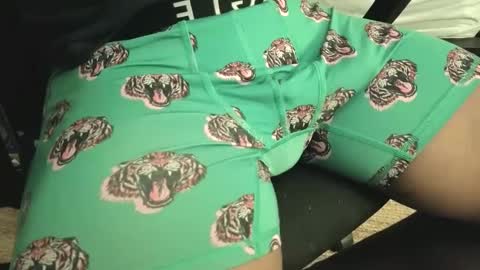 Snapshot of kayishard chatting on 09/17/25, 02:02 KayisHard online show from 09/17/25, 02:02