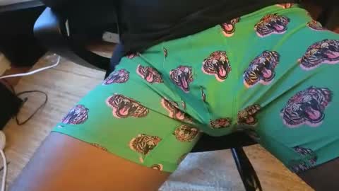 Snapshot of kayishard chatting on 11/09/25, 01:20 KayisHard online show from 11/09/25, 01:20