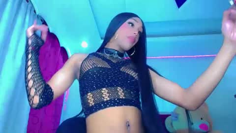 Snapshot of kayla_sexx chatting on 04/23/26, 11:07 kayla_sexx online show from 04/23/26, 11:07