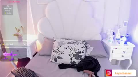 Snapshot of kaylachannell chatting on 06/30/26, 03:40 kaylachannell online show from 06/30/26, 03:40