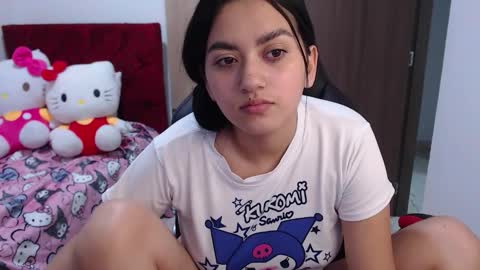 Snapshot of kaylak18x chatting on 01/19/26, 02:04 Kayla online show from 01/19/26, 02:04