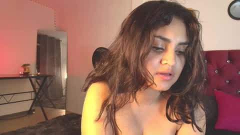 KAYLA  Damian online show from 02/18/25, 09:43