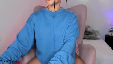 INSTAGRAM AND TW 11kayle online show from 02/15/25, 11:47