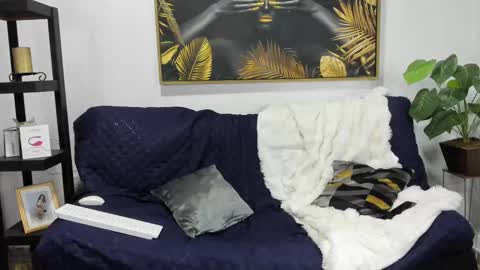 Snapshot of kayle_love_hot chatting on 10/03/25, 05:43 Kayle online show from 10/03/25, 05:43