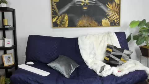 Snapshot of kayle_love_hot chatting on 10/07/25, 09:45 Kayle online show from 10/07/25, 09:45