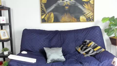 Snapshot of kayle_love_hot chatting on 10/20/25, 12:11 Kayle online show from 10/20/25, 12:11