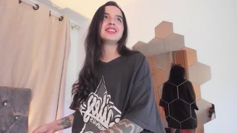 Snapshot of kaylee_lee chatting on 12/19/25, 04:41 kaylee_lee online show from 12/19/25, 04:41