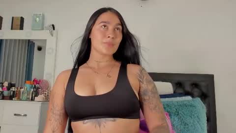 kaylee_scott_ online show from 07/16/26, 06:47