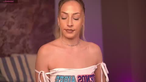 Kayleeflynn online show from 02/28/25, 09:04