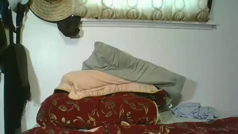 kaylee kakes online show from 09/09/25, 05:23