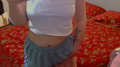 Snapshot of kayleekakesnslim chatting on 06/18/26, 11:31 kaylee kakes online show from 06/18/26, 11:31