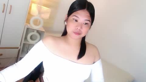 Snapshot of kayleepinay chatting on 04/07/26, 07:03 Y O U R F U T U R E K A Y L E E online show from 04/07/26, 07:03