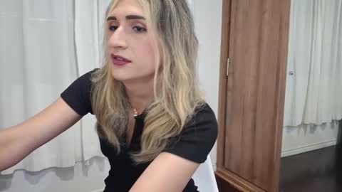 Snapshot of kayleesims_ chatting on 01/09/26, 12:24 Kaylee Sims online show from 01/09/26, 12:24