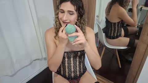 Snapshot of kayleesims_ chatting on 06/04/26, 03:12 Kaylee Sims online show from 06/04/26, 03:12