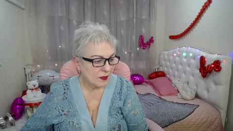kaylesmoll online show from 03/05/25, 04:02