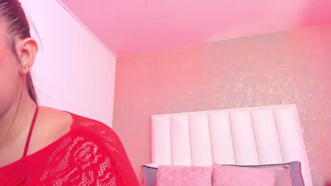 Snapshot of kayliebrooks chatting on 04/04/26, 04:37 kayliebrooks online show from 04/04/26, 04:37