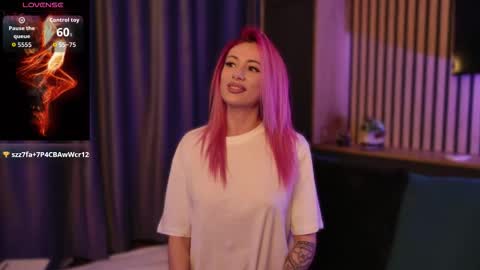 Snapshot of kaylierosse chatting on 03/07/26, 06:27 KaylieRosse online show from 03/07/26, 06:27