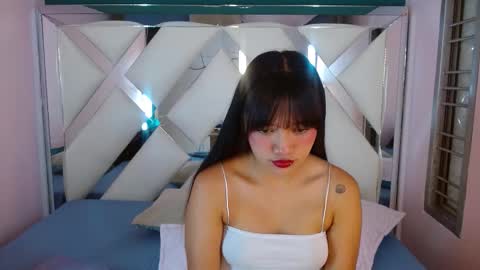 Snapshot of kaytlin_james chatting on 03/03/26, 12:22 K A I T L I N online show from 03/03/26, 12:22