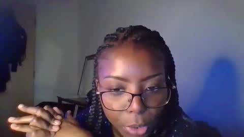 Snapshot of kayxo_ chatting on 12/03/25, 03:43 kayxo_ online show from 12/03/25, 03:43