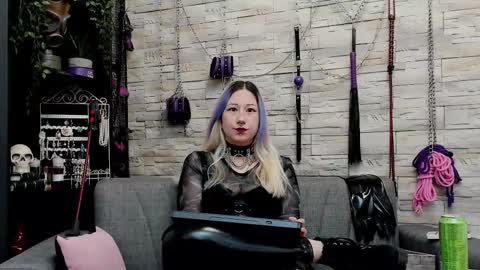 Snapshot of kaziaswart chatting on 01/11/26, 01:43 Miss Kazia online show from 01/11/26, 01:43