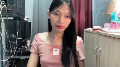 Its me Cora online show from 11/09/25, 05:17