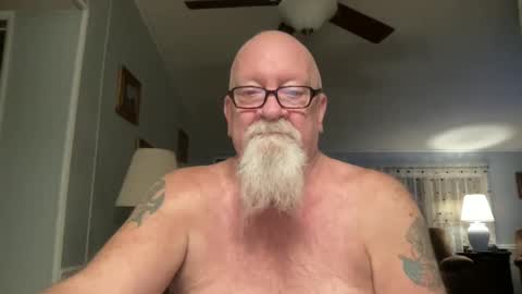 Snapshot of kcbace61760 chatting on 12/10/24, 11:51 kcbace61760 online show from 12/10/24, 11:51