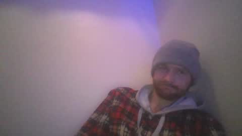 Snapshot of kdogluke chatting on 01/01/25, 08:35 kdogluke online show from 01/01/25, 08:35