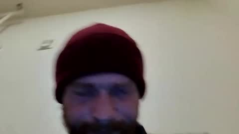 Snapshot of kdogluke chatting on 10/05/25, 09:18 kdogluke online show from 10/05/25, 09:18