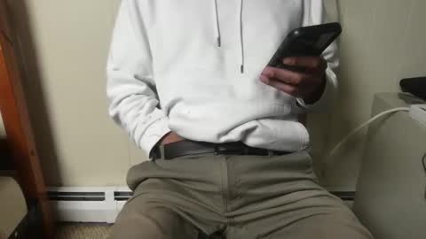 Snapshot of keahi420 chatting on 09/10/25, 09:48 keahi420 online show from 09/10/25, 09:48