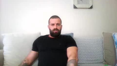 Snapshot of kean1111 chatting on 01/07/26, 01:35 kean1111 online show from 01/07/26, 01:35